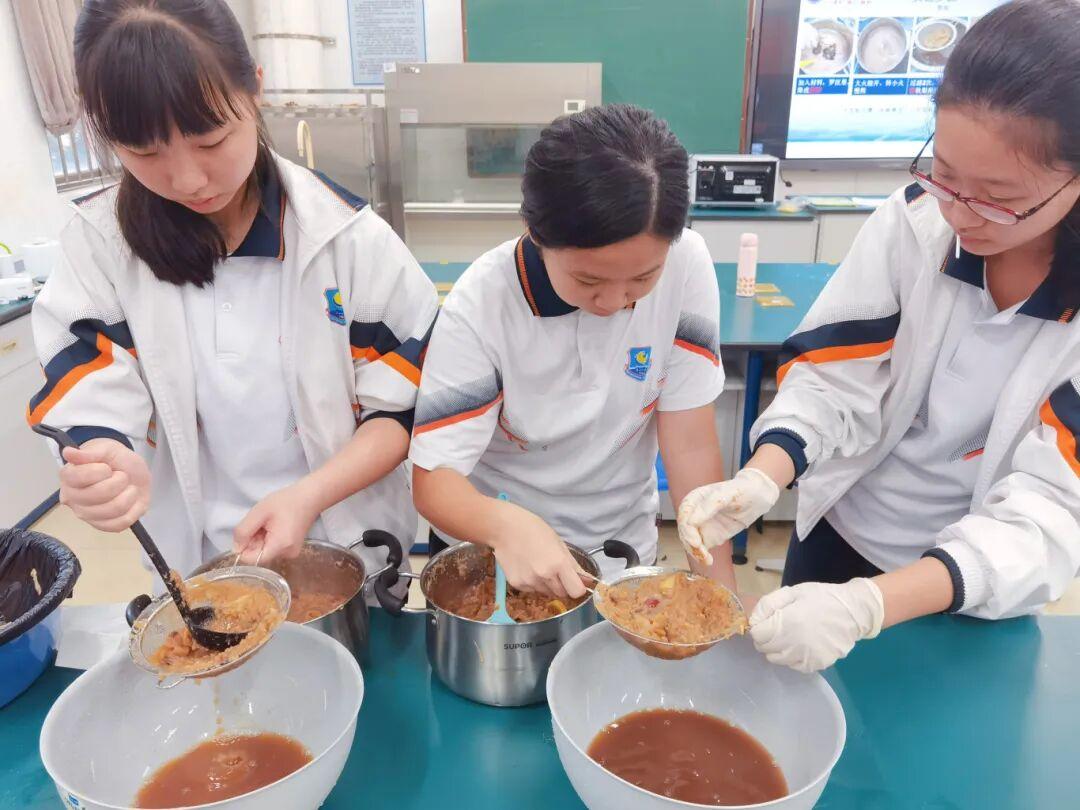 秋分制作秋梨膏.jpg