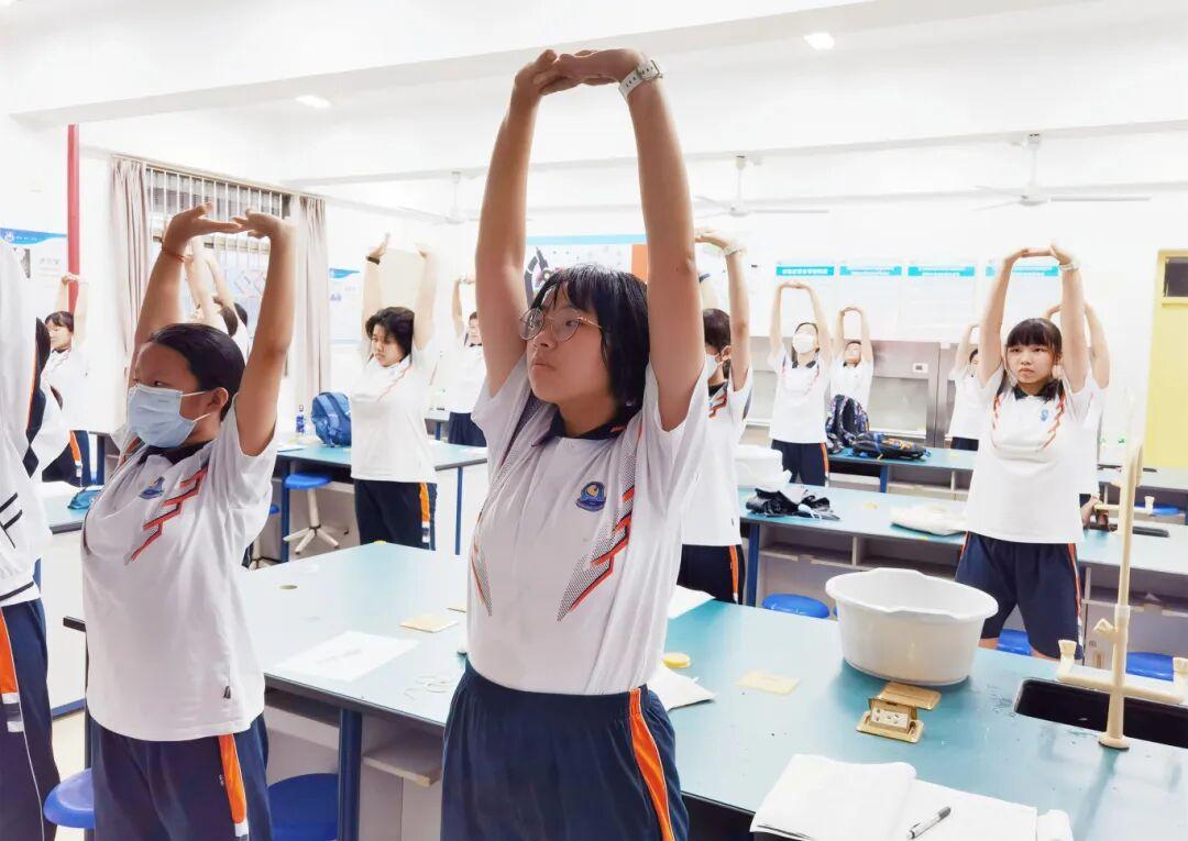 八段锦.jpg